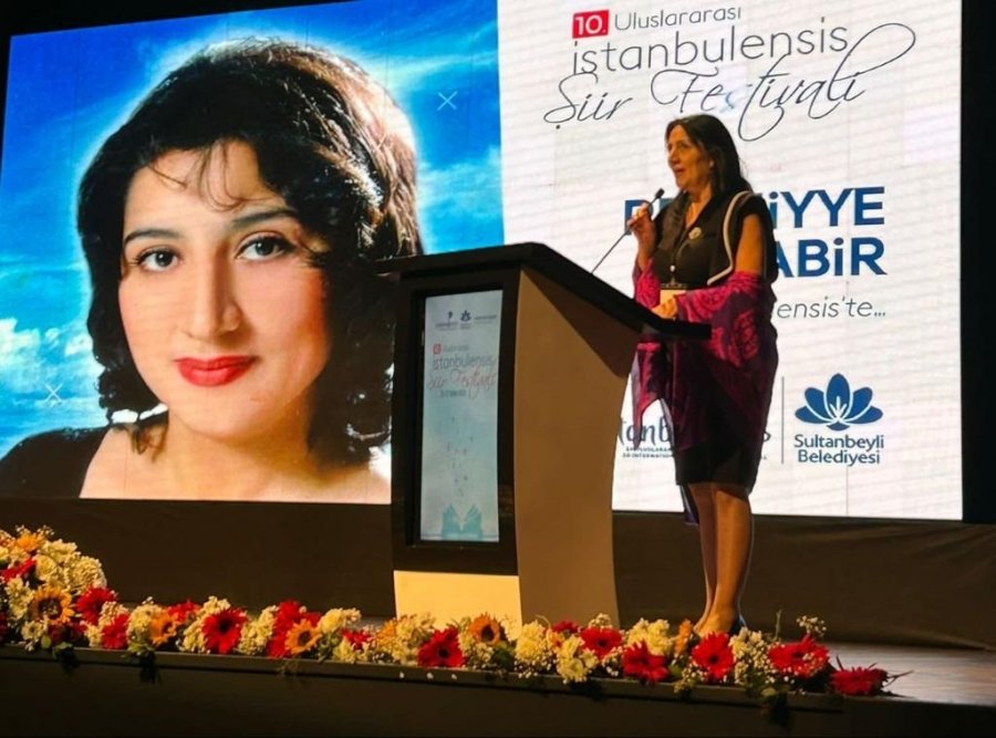 Tanınmış şair Rəsmiyyə Sabir Uluslararası İstanbulensis Şeir Festivalında ölkəmizi təmsil edib