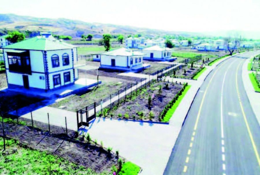 Canlanır hər şəhər, kənd Qarabağda...