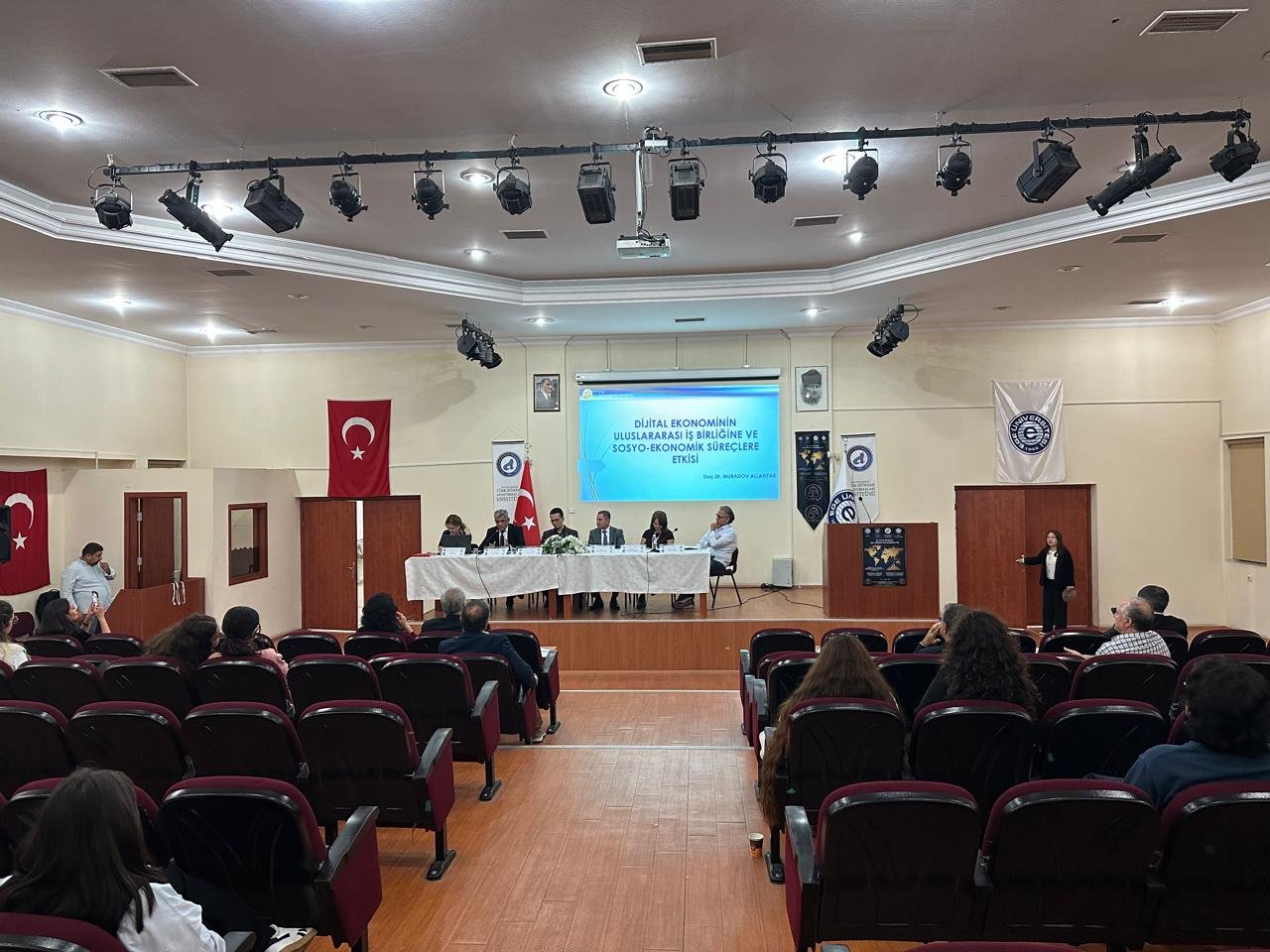 EGE Universitetində II Beynəlxalq Asiya İntibah Simpoziumu keçirilib 1