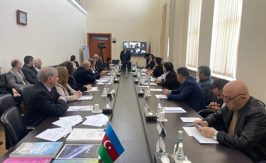 “Keyfiyyət menecmenti sisteminin aviadaşımaların səmərəliliyinin artırılmasına təsiri” mövzusunda dissertasiya işi müdafiə olunub 1