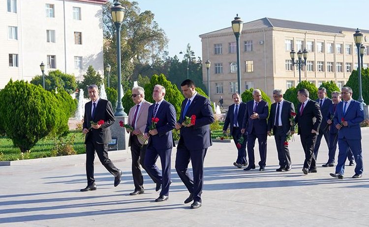 Naxçıvan Dövlət Universitetində “İxracyönlü sənayenin inkişafı: sənayeləşmə siyasəti və infrastruktur təchizatları" respublika elmi konfransı keçirilib 1