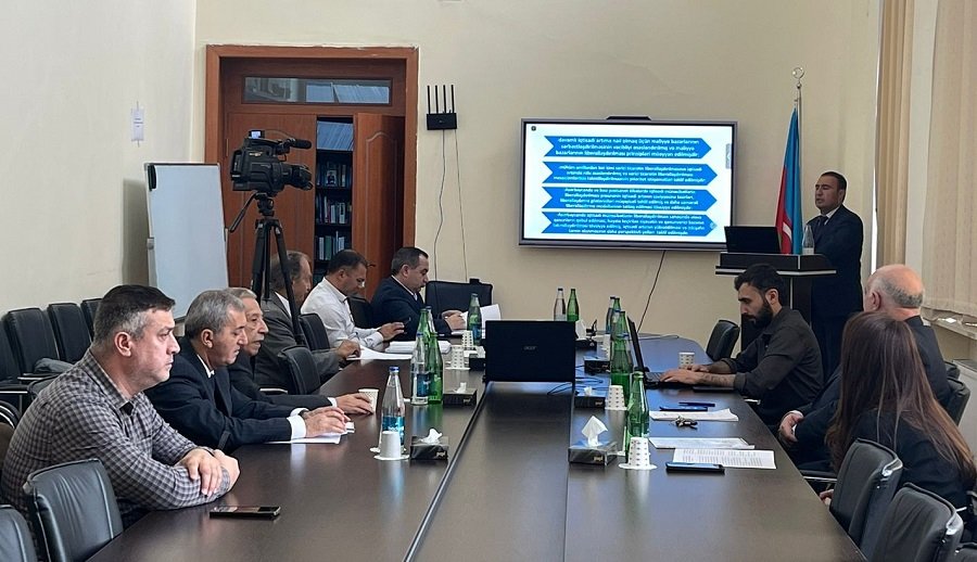 Elmi seminarda müzakirəyə çıxarılmış dissertasiya işi müsbət səs toplaya bilməyib