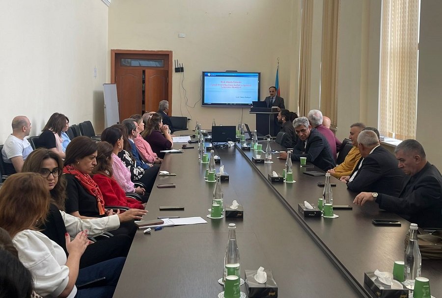 На научном семинаре обсуждались проблемы развития агроперерабатывающей промышленности в Азербайджане 1